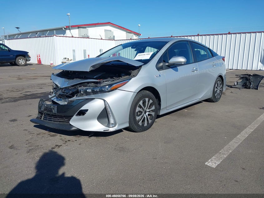 Vin: jtdkamfp6m3173981, lot: 46558288, toyota prius prime le 20212