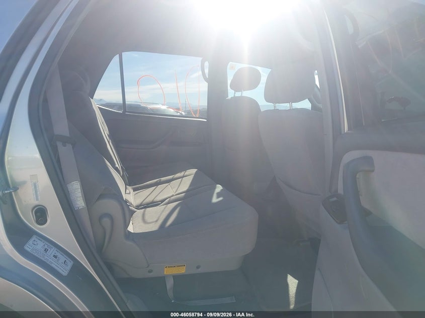 2002 TOYOTA SEQUOIA auction photo 8