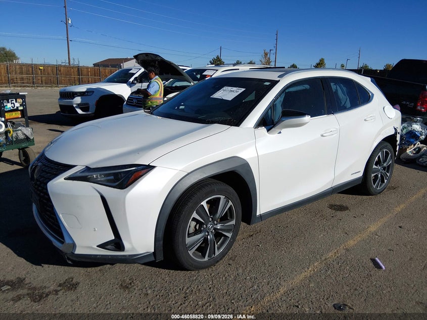 Vin: jthp9jbh4l2035452, lot: 46558342, lexus ux 250h 20202