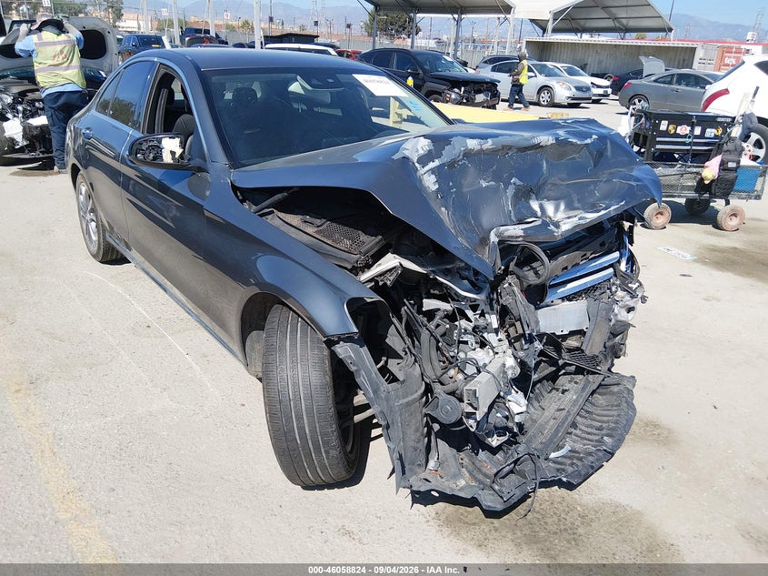 Vin: 55swf4jb4hu205221, lot: 46558346, mercedes-benz c 300 2017 img_1