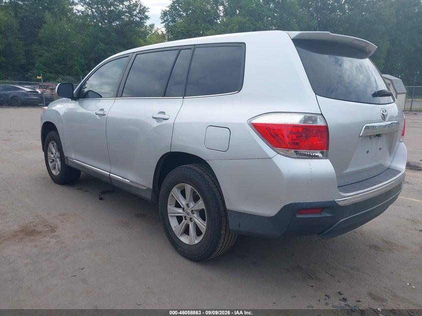 Vin: 5tdzk3eh6cs065261, lot: 46558385, toyota highlander base v6/se v6 20123