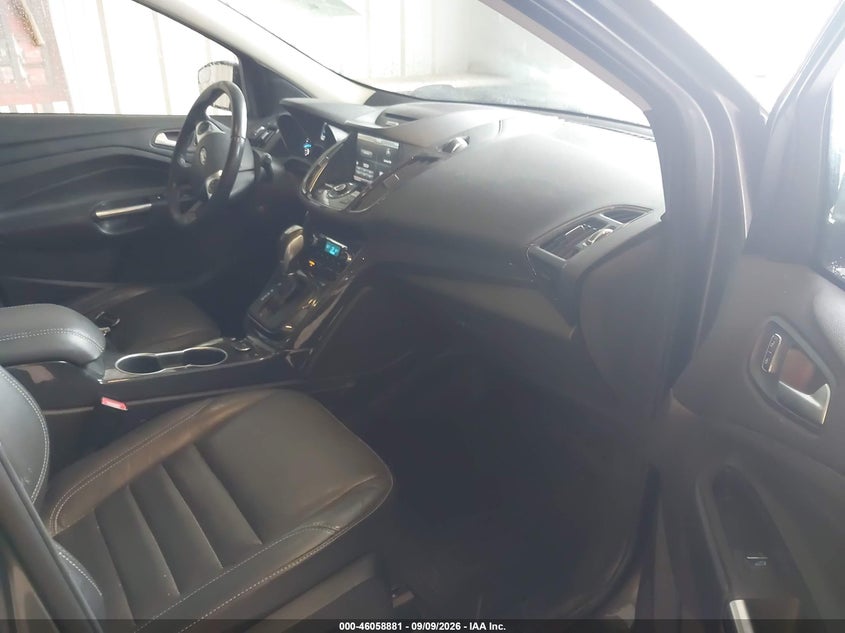 2015 FORD ESCAPE auction photo 5