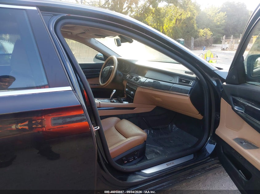 2010 BMW 750LI auction photo 5