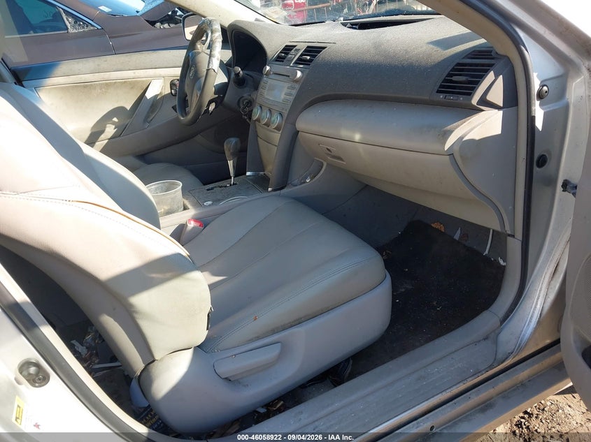 2009 TOYOTA CAMRY auction photo 5