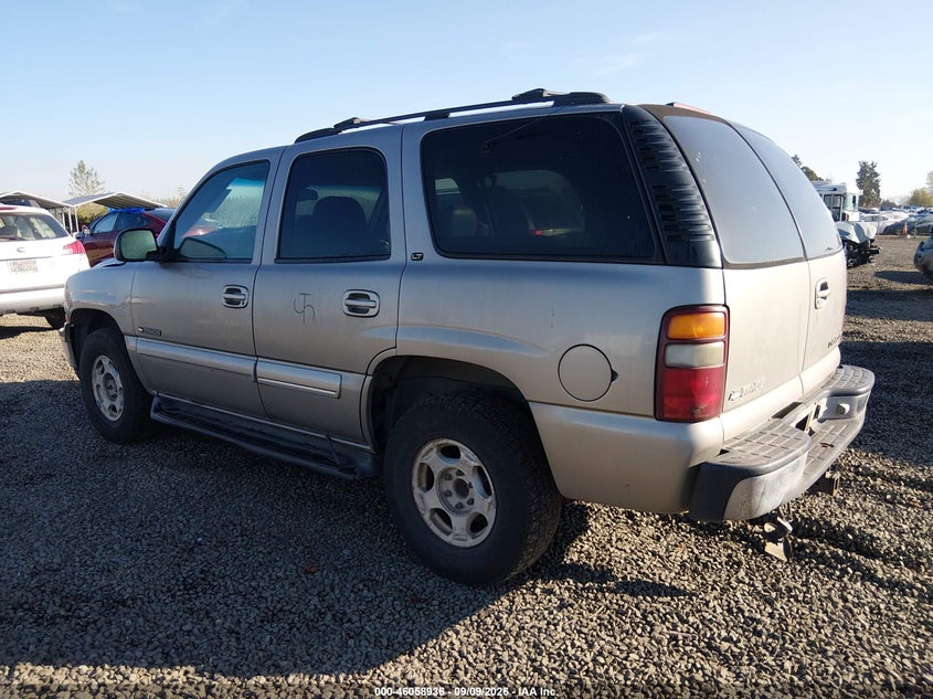 2001 CHEVROLET TAHOE auction photo 3