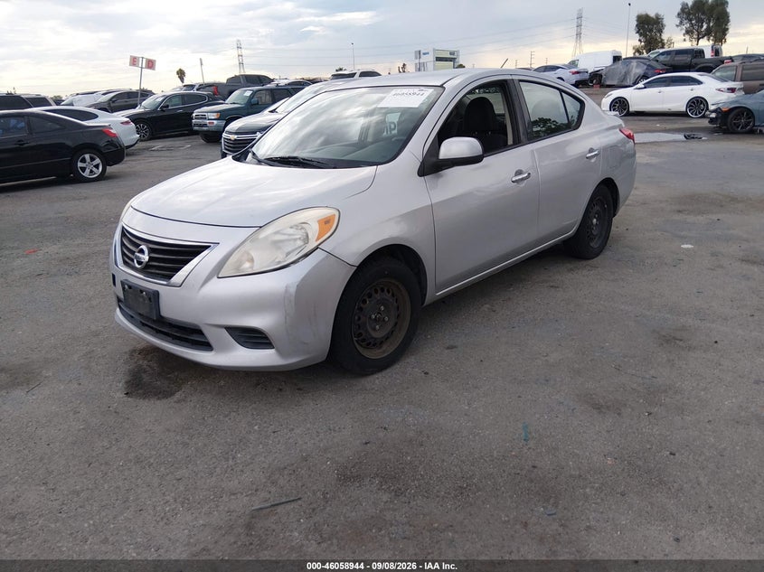 2014 NISSAN VERSA auction photo 2