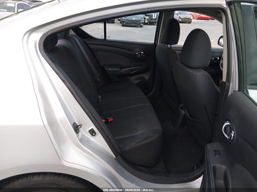2014 NISSAN VERSA auction photo 8