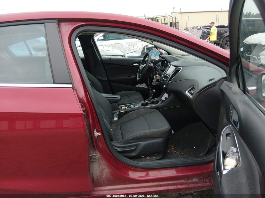 2017 CHEVROLET CRUZE auction photo 5