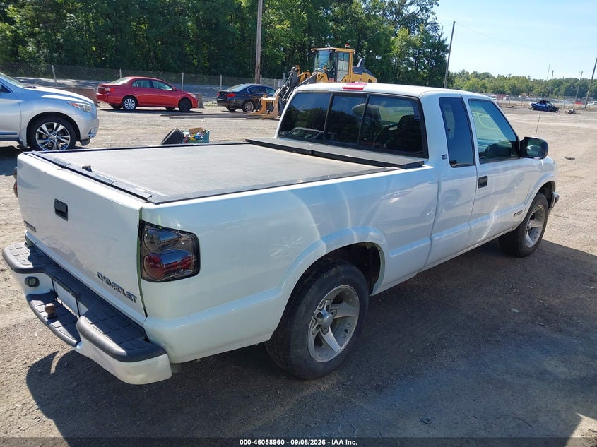 2003 CHEVROLET S-10 auction photo 4