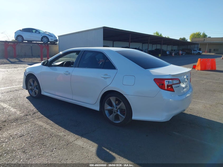 Vin: 4t1bf1fk3eu448816, lot: 46558502, toyota camry se sport 20143