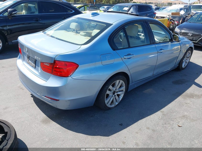 2012 BMW 328I auction photo 4