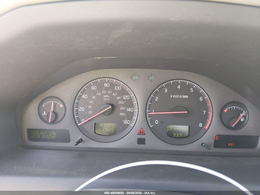 2003 VOLVO XC70 auction photo 7