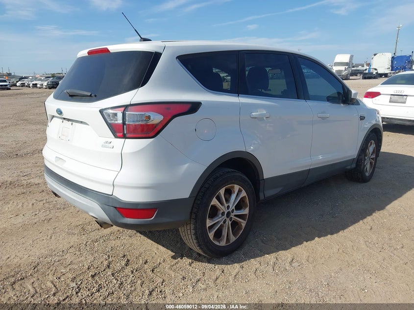2017 FORD ESCAPE auction photo 4