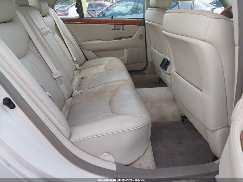 2004 LEXUS LS auction photo 8