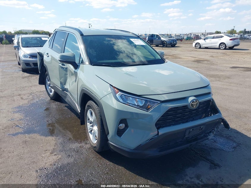 Vin: 2t3p1rfvxmw205099, lot: 46558545, toyota rav4 xle 2021 img_1