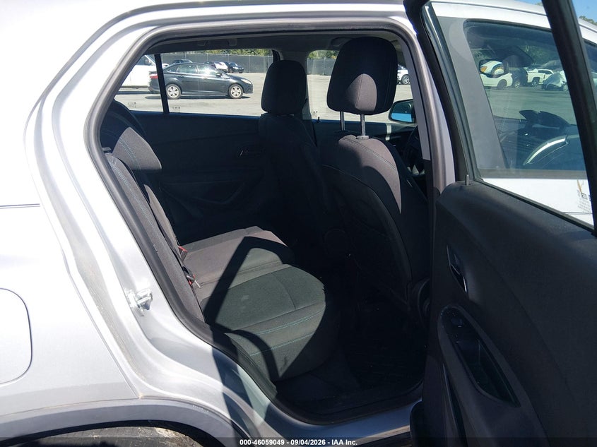 2016 CHEVROLET TRAX auction photo 8