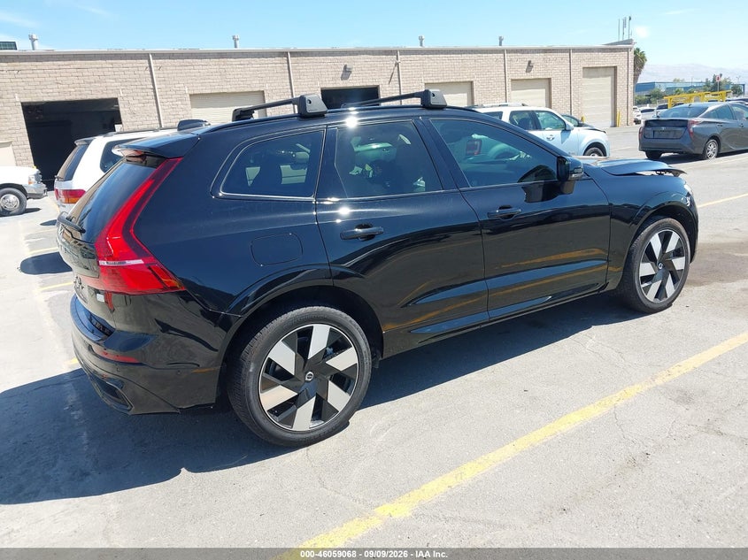 Vin: yv4h60dlxr1860725, lot: 46558590, volvo xc60 recharge plug-in hybrid t8 plus dark theme 20244