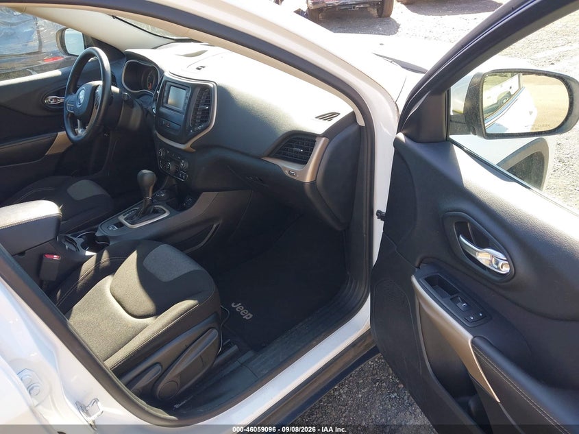 2018 JEEP CHEROKEE auction photo 5