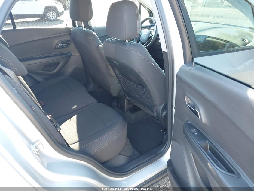 CHEVROLET TRAX 2017 VIN 3GNCJNSB4HL244049
