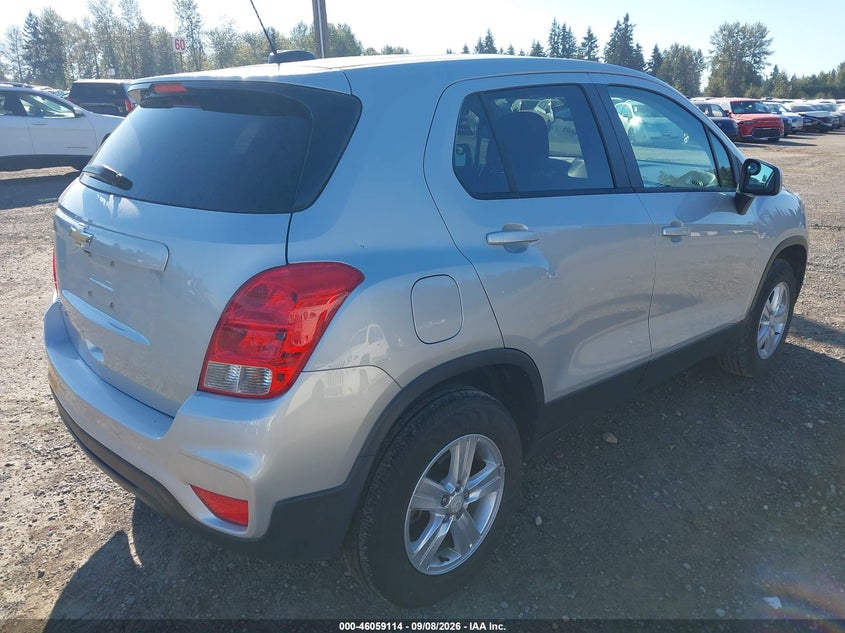 2017 CHEVROLET TRAX auction photo 4
