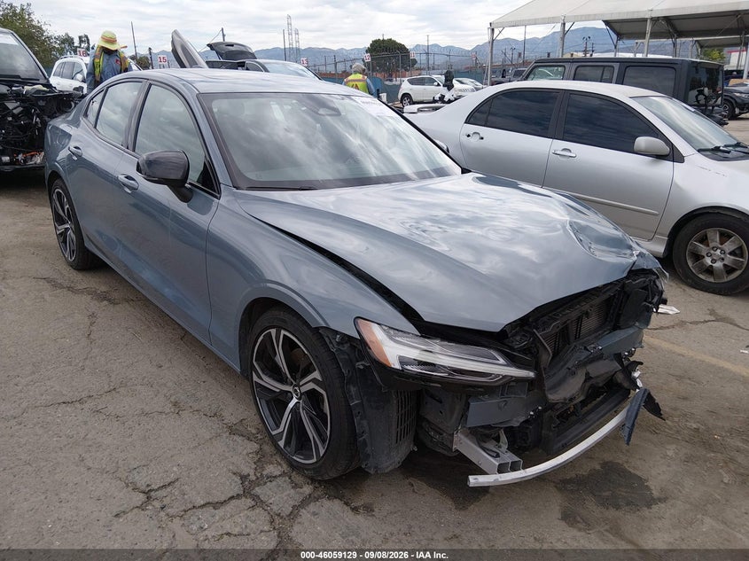 Vin: 7jrl12fk1rg321422, lot: 46558651, volvo s60 b5 core dark theme 2024 img_1