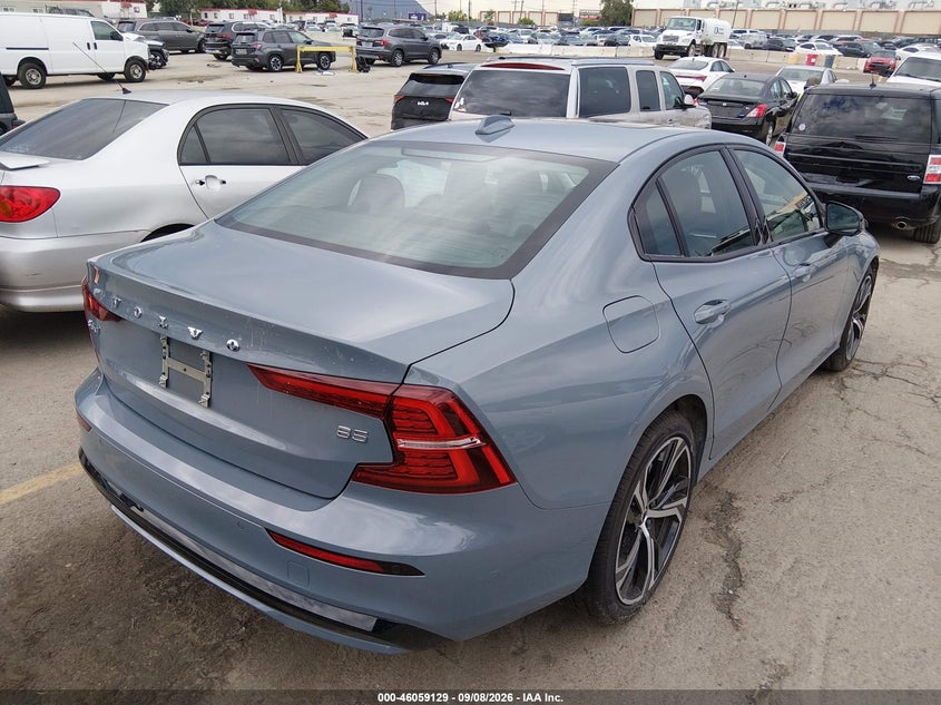 Vin: 7jrl12fk1rg321422, lot: 46558651, volvo s60 b5 core dark theme 20244
