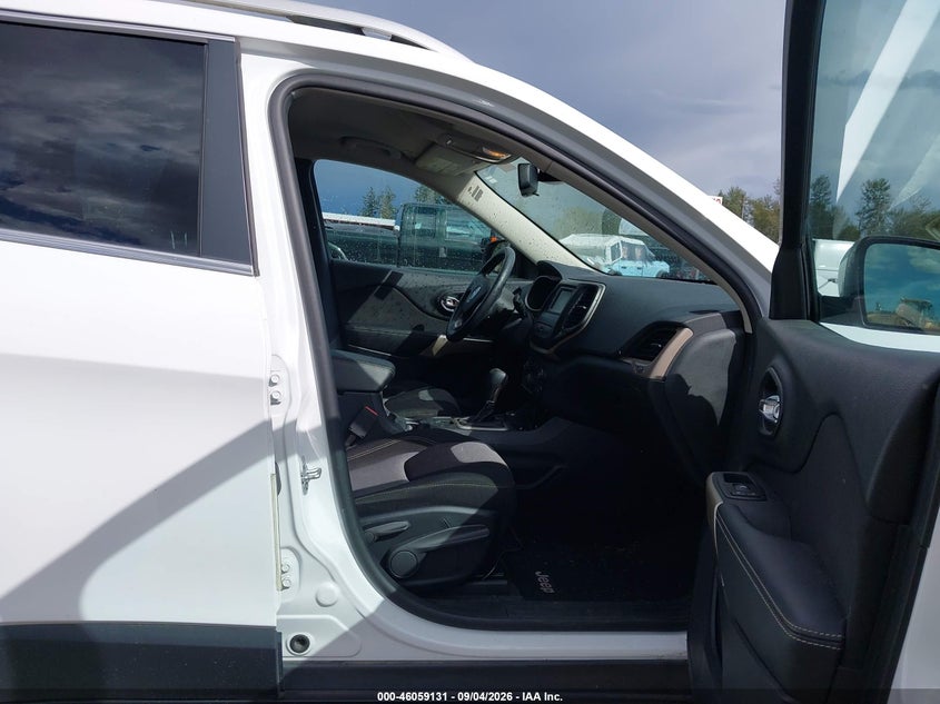 2018 JEEP CHEROKEE auction photo 5