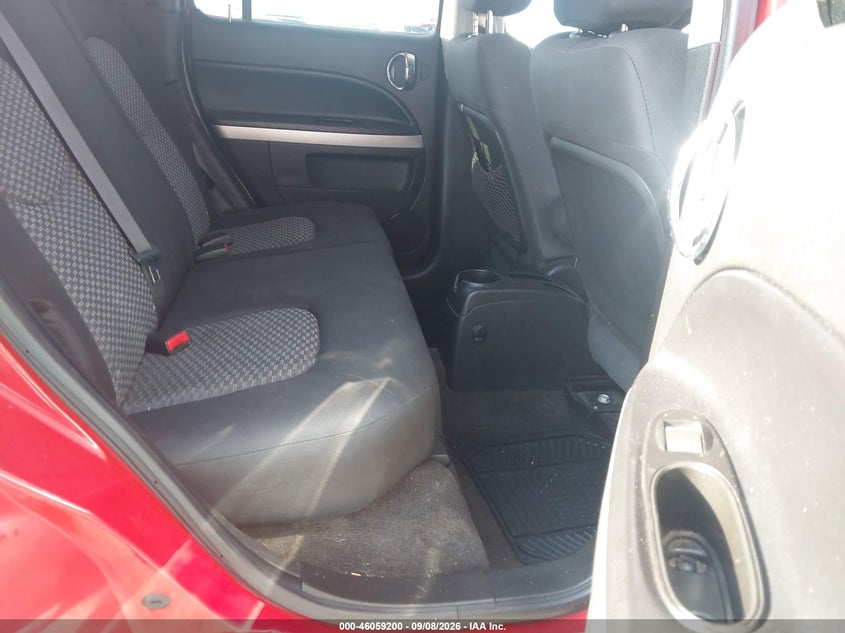 2010 CHEVROLET HHR auction photo 8
