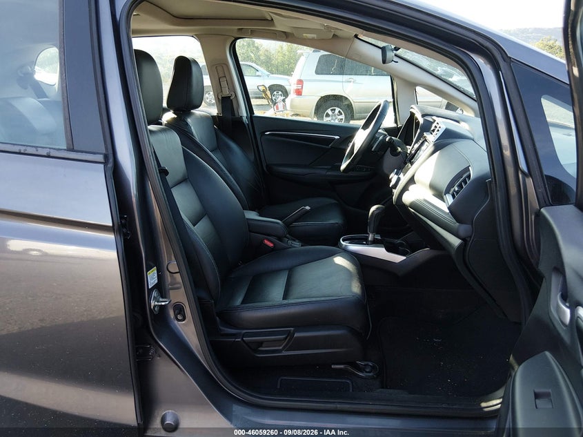 2015 HONDA FIT auction photo 5