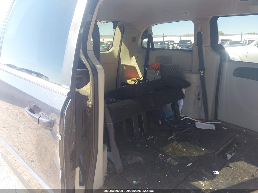 2013 DODGE GRAND CARAVAN auction photo 8