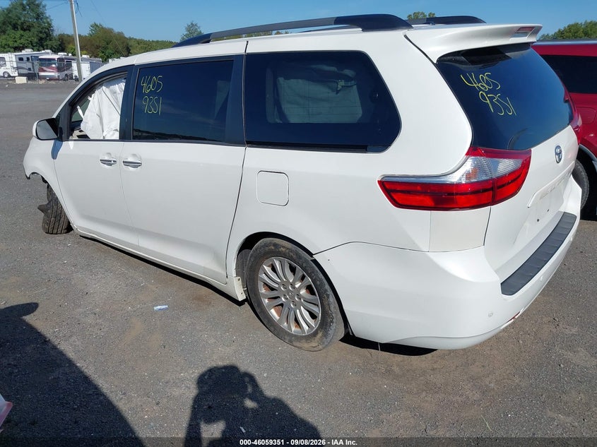 Vin: 5tdyk3dc1fs540885, lot: 46558873, toyota sienna xle premium 8 passenger 20153