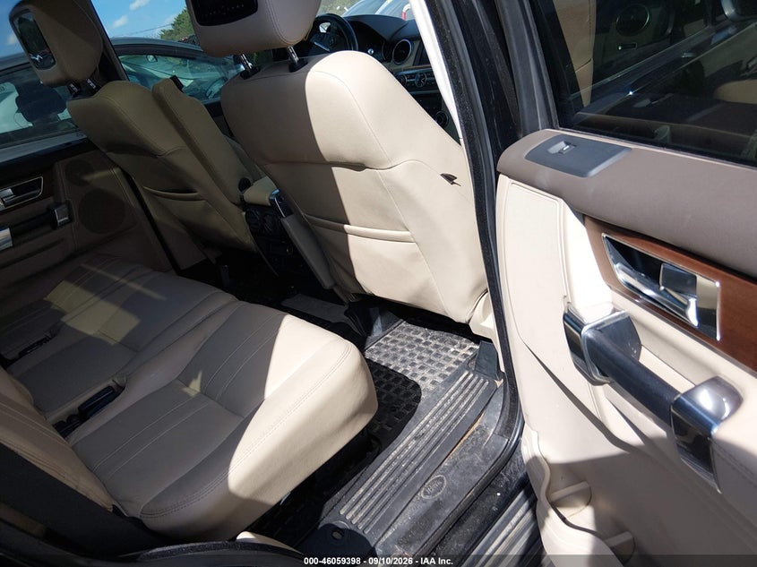 2016 LAND ROVER LR4 auction photo 8