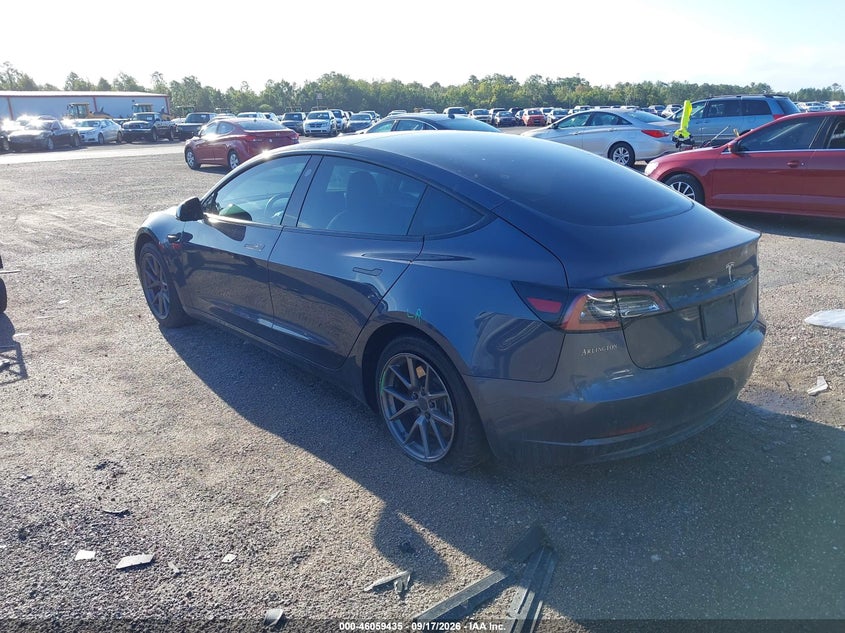 Vin: 5yj3e1ea9mf086017, lot: 46558957, tesla model 3 standard range plus rear-wheel drive 20213