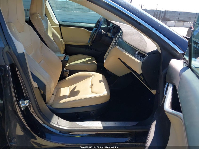 2016 TESLA MODEL S auction photo 5