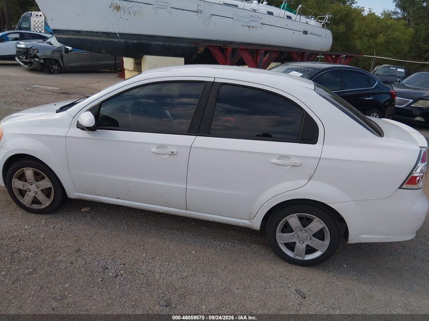 CHEVROLET AVEO 2011 VIN KL1TG5DE4BB138215