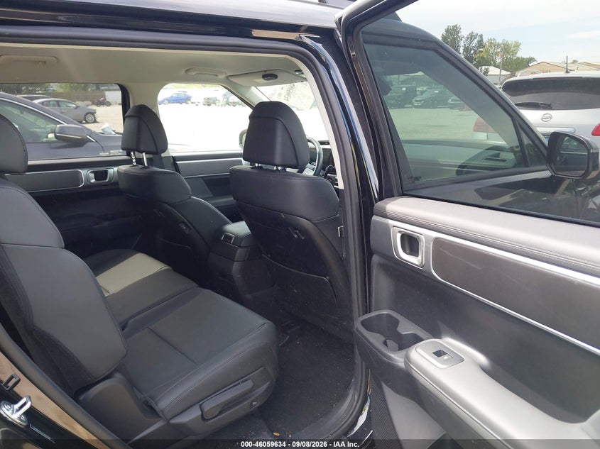 2025 HYUNDAI SANTA FE HYBRID auction photo 8