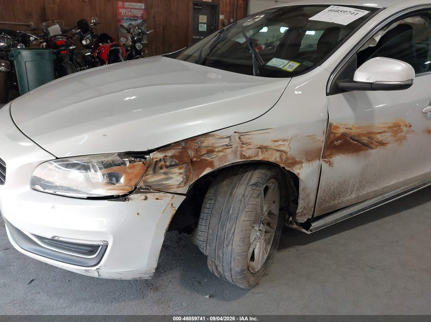2015 VOLVO S60 auction photo 6