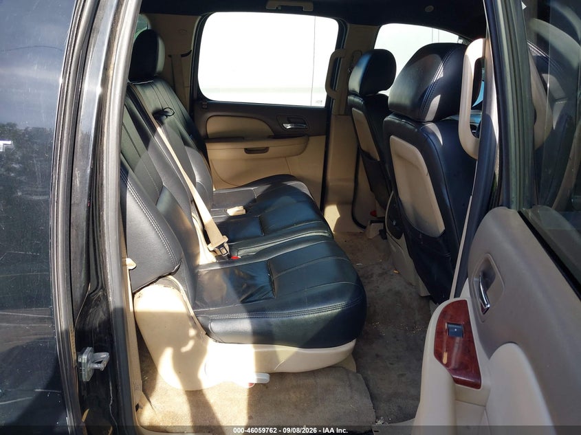 2013 GMC YUKON XL 1500 auction photo 8