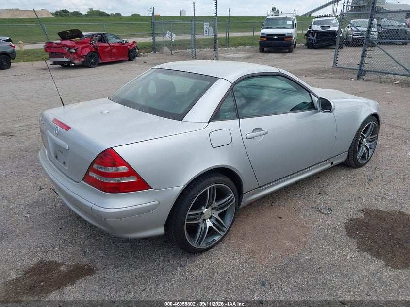 2001 MERCEDES-BENZ SLK 320 auction photo 4