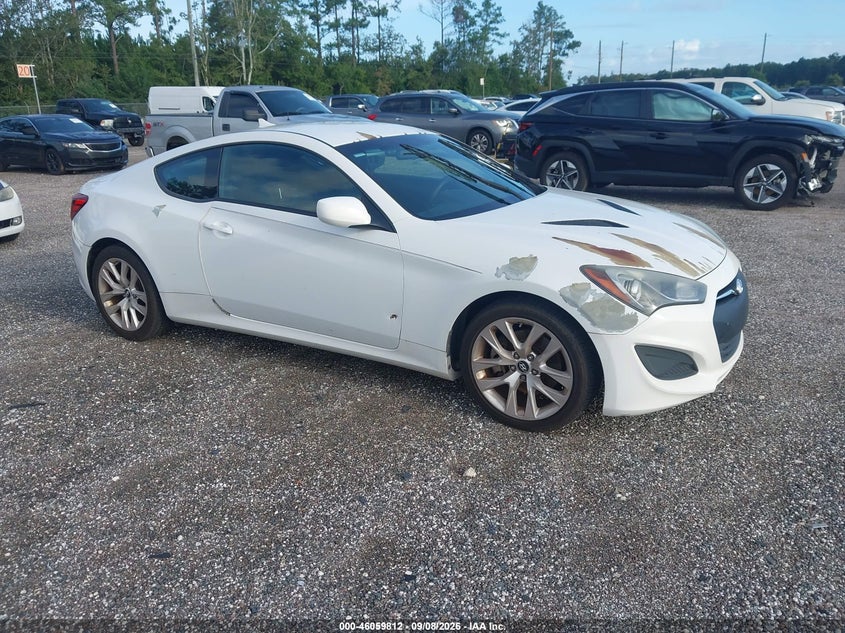 2013 HYUNDAI GENESIS auction photo 1