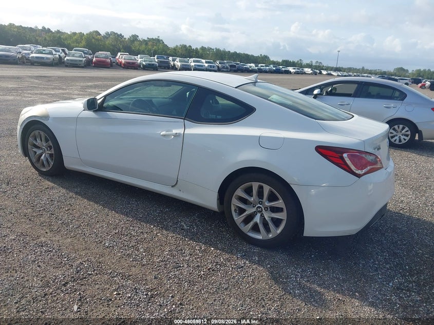 2013 HYUNDAI GENESIS auction photo 3
