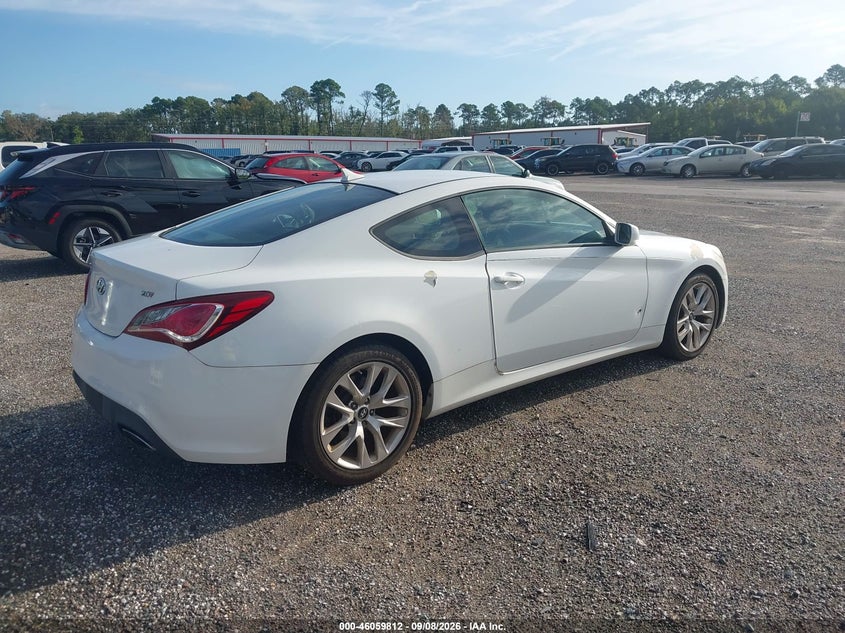 2013 HYUNDAI GENESIS auction photo 4