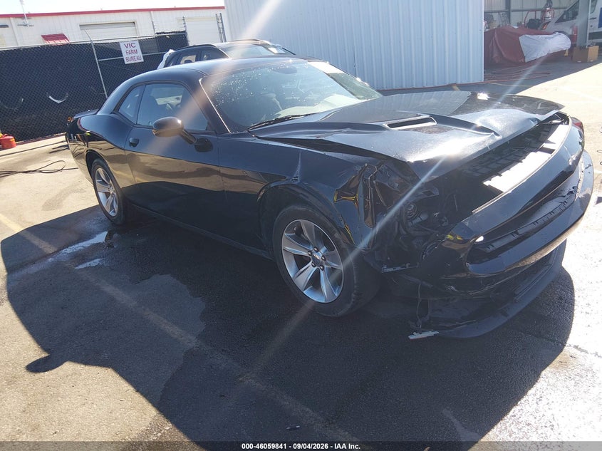 Vin: 2c3cdzag6nh211518, lot: 46559368, dodge challenger sxt 2022 img_1