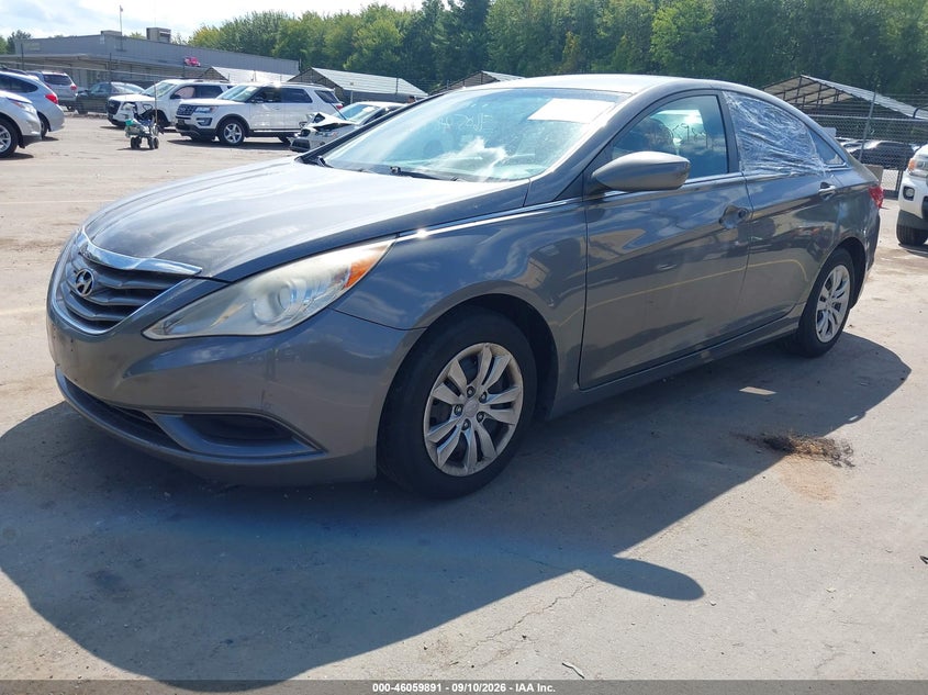 2011 HYUNDAI SONATA auction photo 2