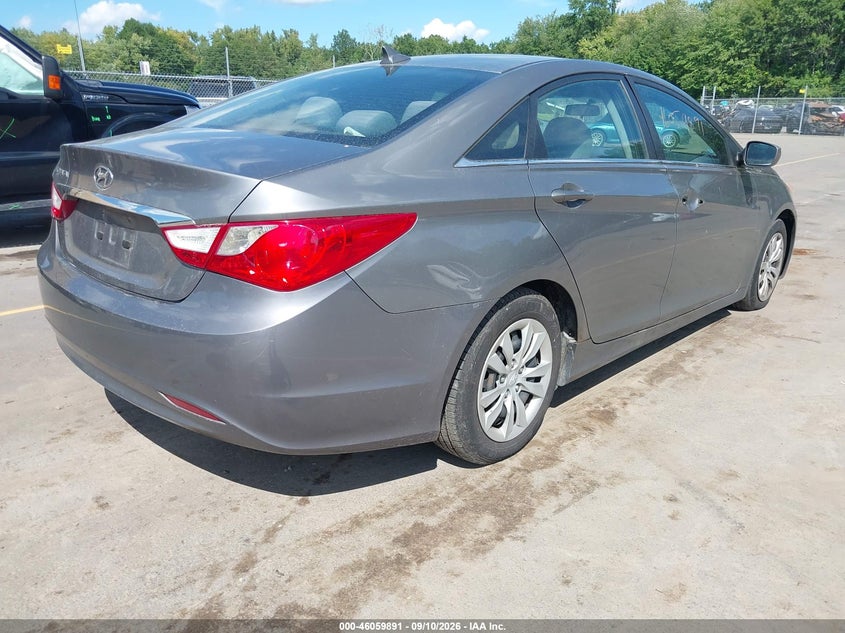 2011 HYUNDAI SONATA auction photo 4