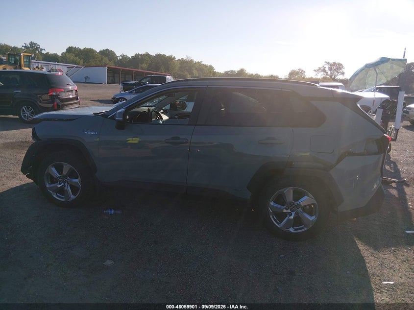 TOYOTA RAV4 HYBRID - zdjęcie 15
