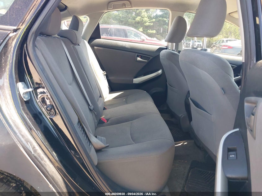 2014 TOYOTA PRIUS auction photo 8