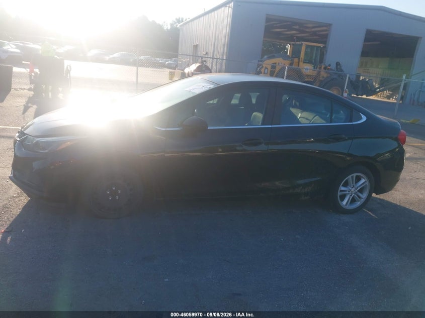 CHEVROLET CRUZE 2017 VIN 1G1BE5SMXH7123842