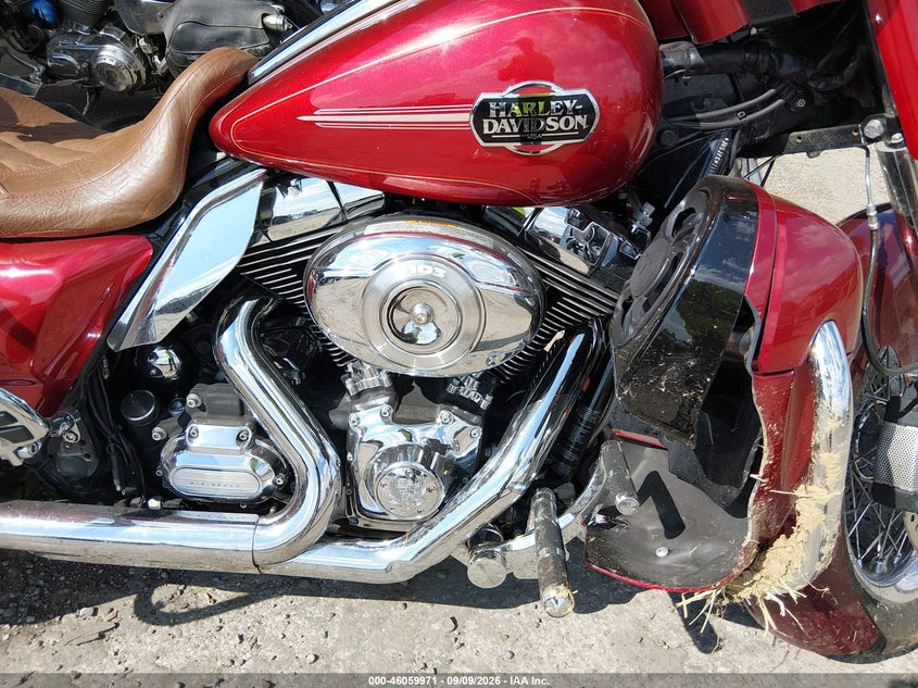 HARLEY-DAVIDSON FLHTCU 2013