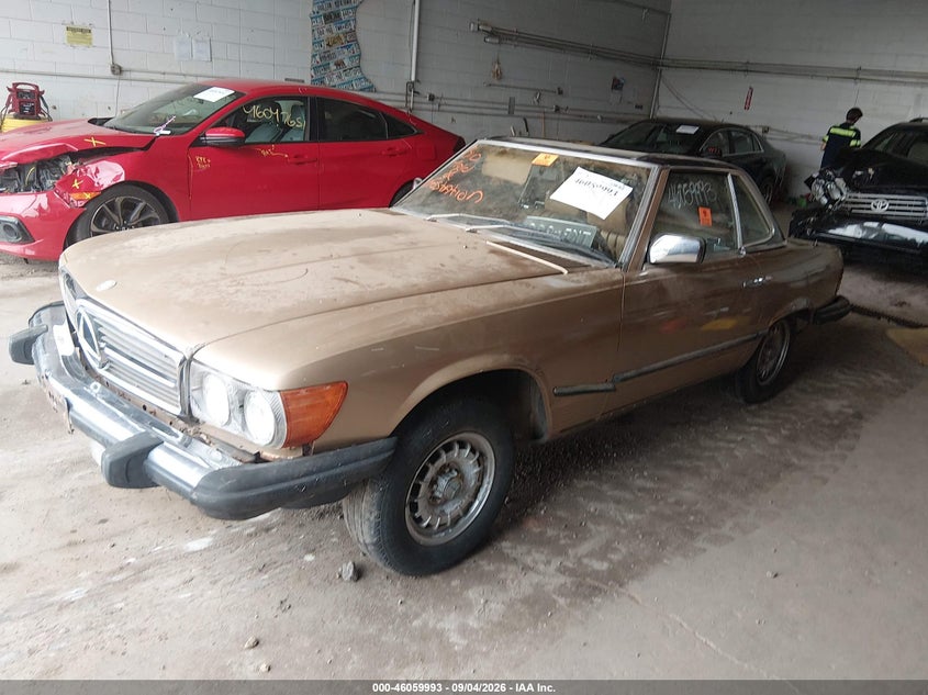 1983 MERCEDES-BENZ 380 auction photo 2